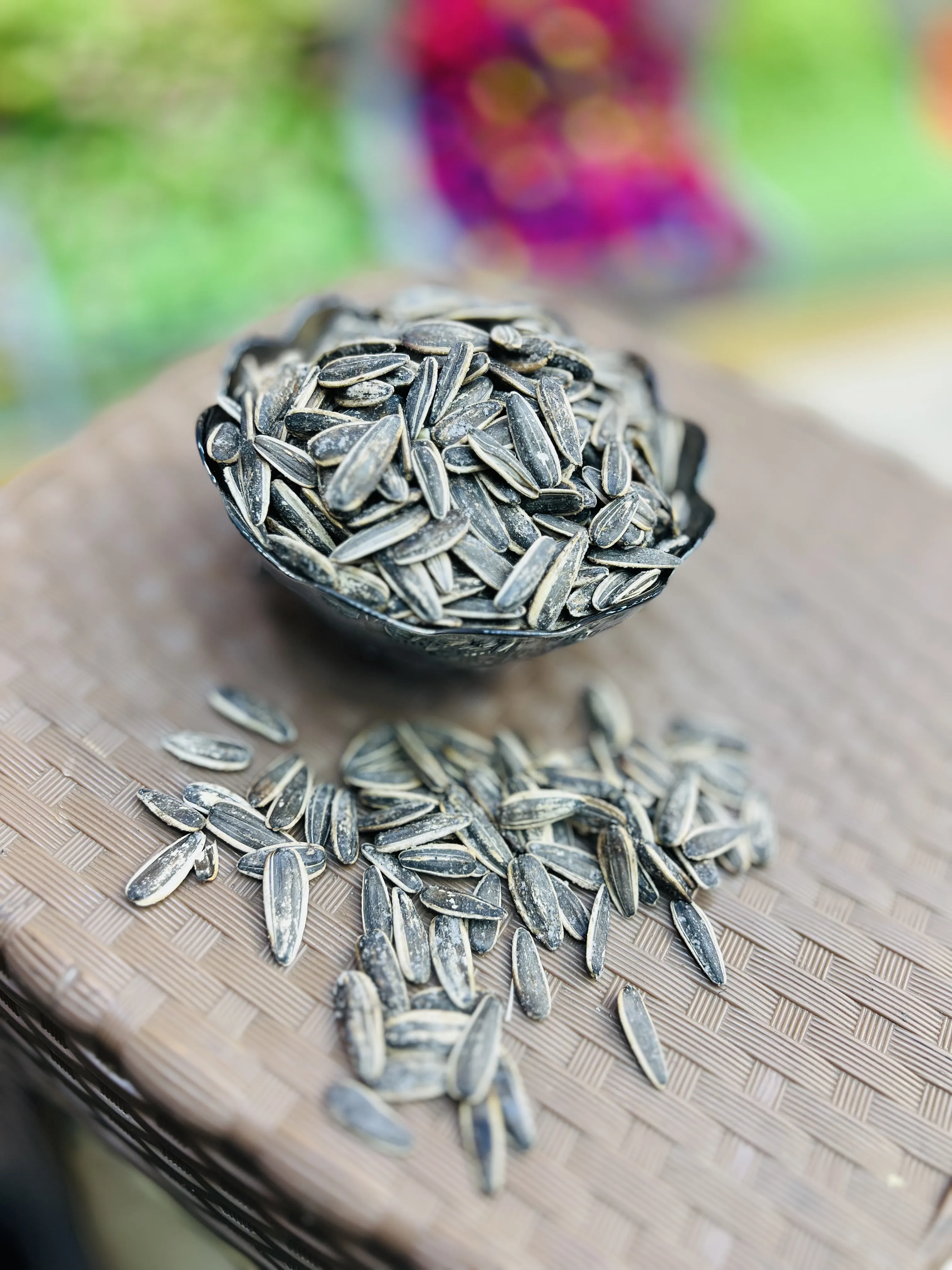 QDF SUNFLOWER SEEDS WITH SHELL SALTISH (BEEJ) 500 GWT
